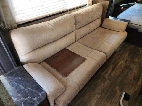 2017 Jayco Jay Feather