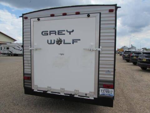 2015 CHEROKEE GREY WOLF