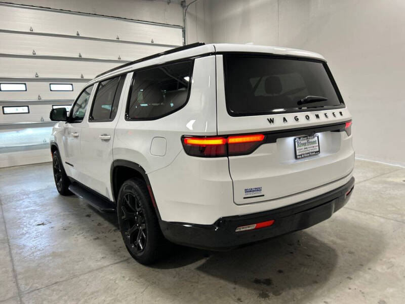 2023 Jeep Wagoneer