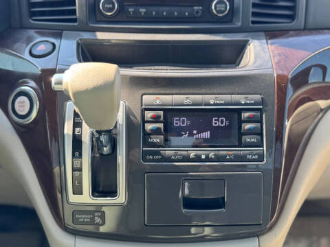 2012 Nissan Quest
