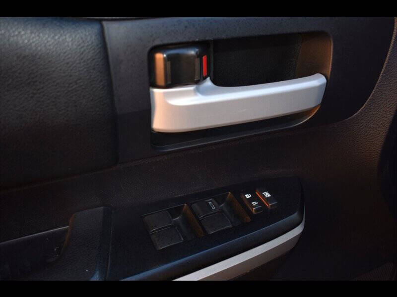 2016 Toyota Tundra SR5