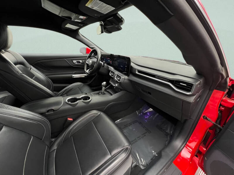 2024 Ford Mustang EcoBoost Premium