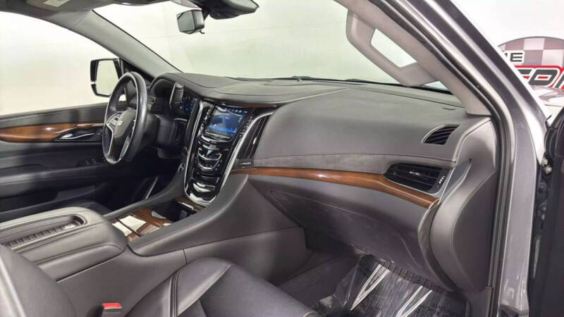 2020 Cadillac Escalade Premium Luxury