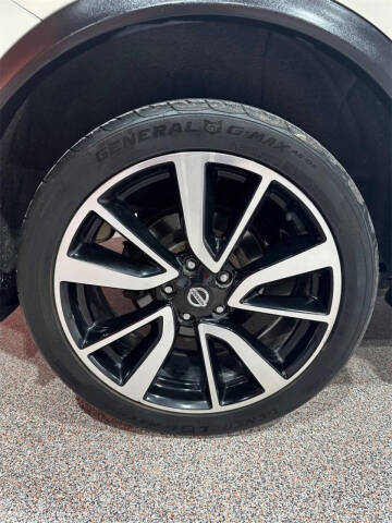 2017 Nissan Rogue Sport SL