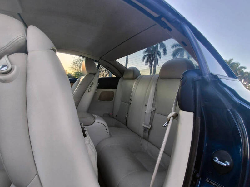 2004 Lexus SC 430