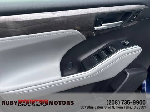 2023 Toyota Highlander Limited