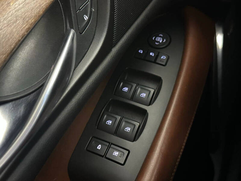 2017 Cadillac Escalade Luxury