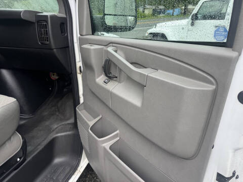 2017 Chevrolet Express 2500