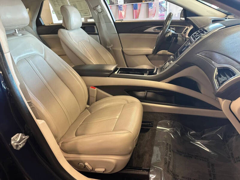 2017 Lincoln MKZ Reserve