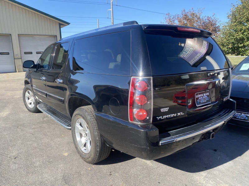 2008 GMC Yukon XL Denali