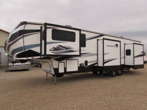 2021 Heartland Milestone