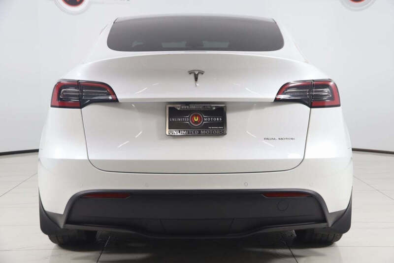 2022 Tesla Model Y Long Range
