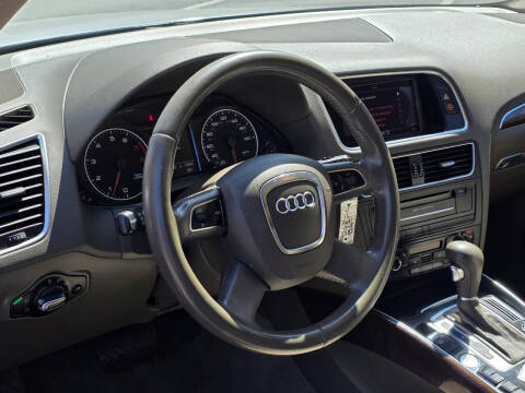 2012 Audi Q5 2.0T quattro Premium Plus