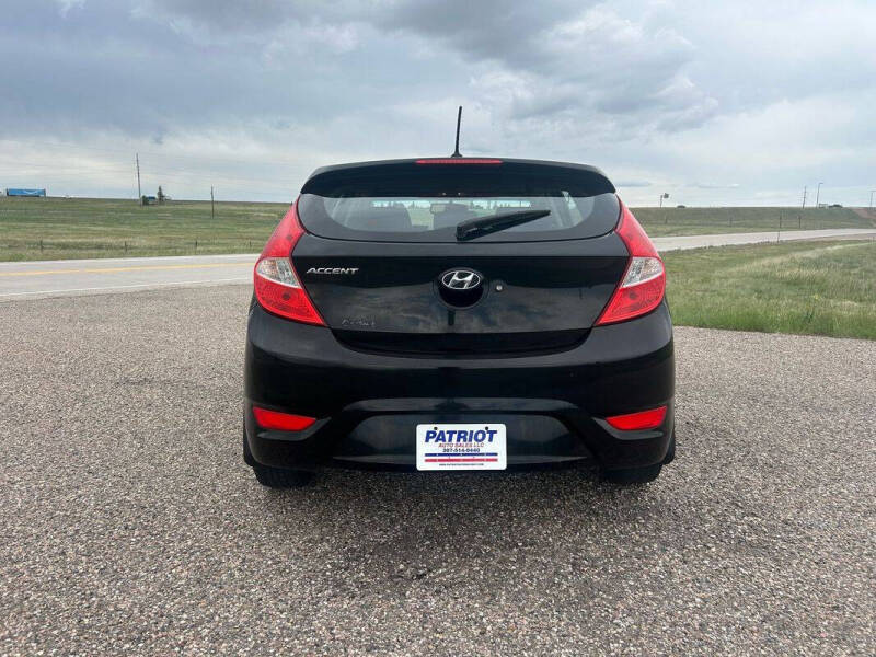 2012 Hyundai Accent SE