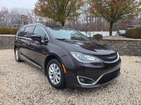 2017 Chrysler Pacifica Touring Plus