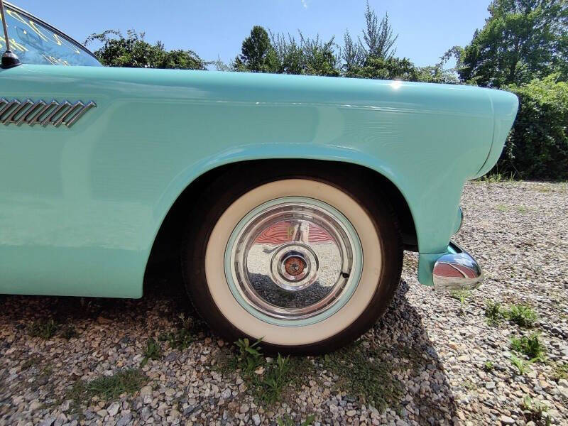 1955 Ford Thunderbird