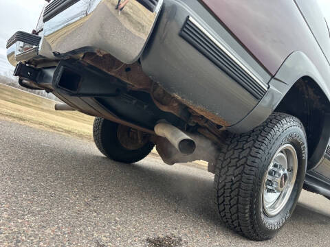 1999 GMC Suburban K2500 SLE