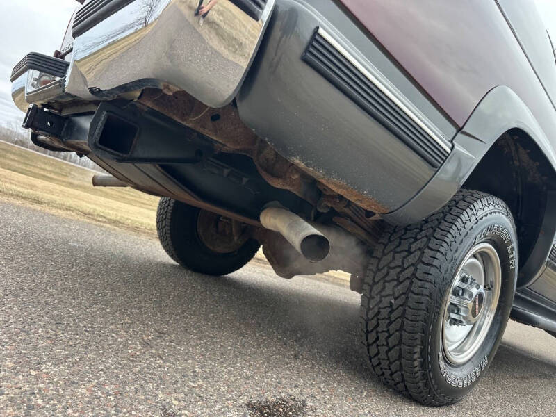 1999 GMC Suburban K2500 SLE