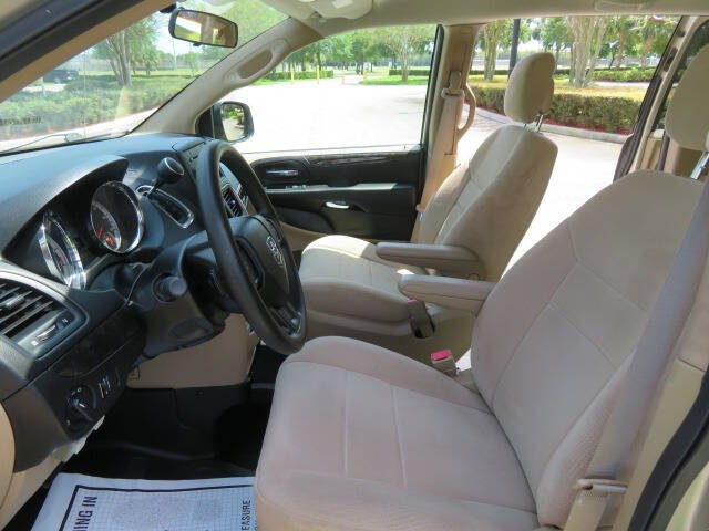 2013 Dodge Grand Caravan SE
