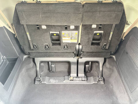 2022 Toyota Sienna XLE 7-Passenger