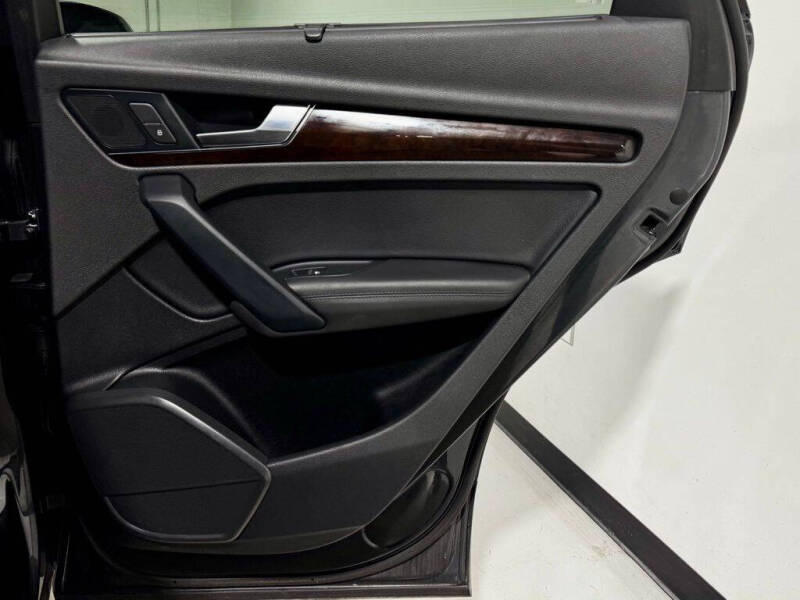 2020 Audi Q5 quattro Premium Plus 45 TFSI