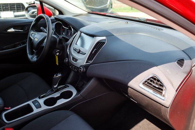 2018 Chevrolet Cruze LS Auto