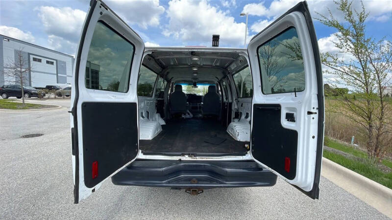 2013 Ford E-Series E-350 SD