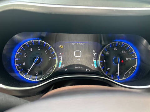 2017 Chrysler Pacifica Touring-L Plus