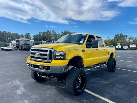 2006 Ford F-250 Super Duty for sale at Louie's Auto Sales in Leesburg FL