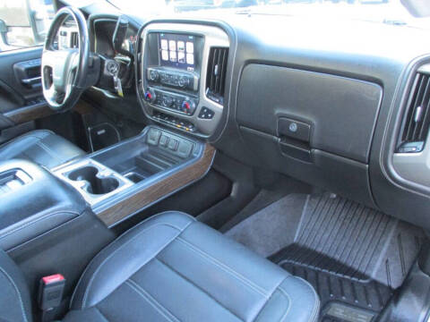 2017 GMC Sierra 2500HD Denali