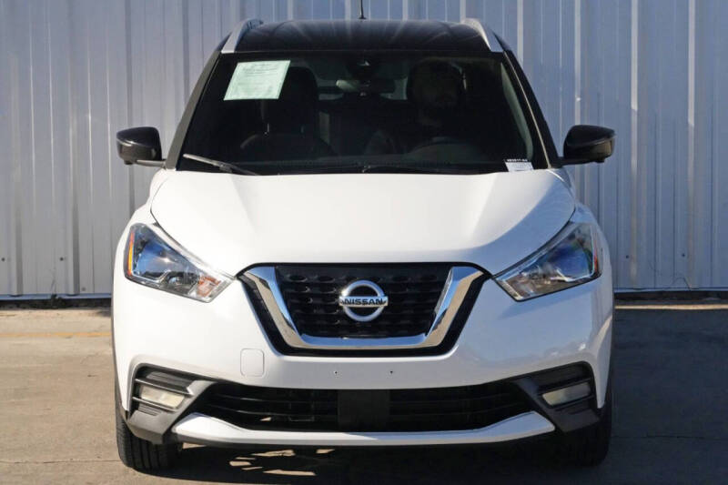 2020 Nissan Kicks SR