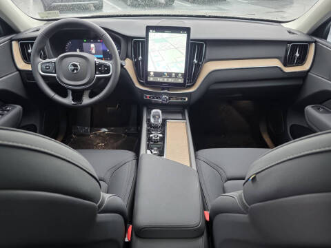 2026 Volvo XC60 T8 Core