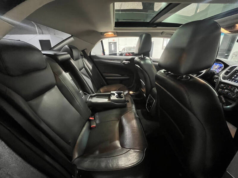 2018 Chrysler 300 Limited