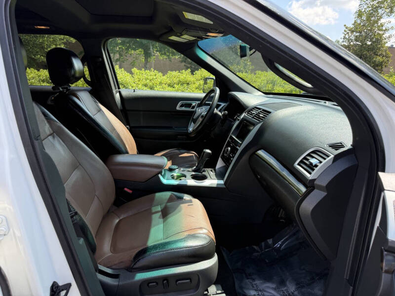 2011 Ford Explorer Limited