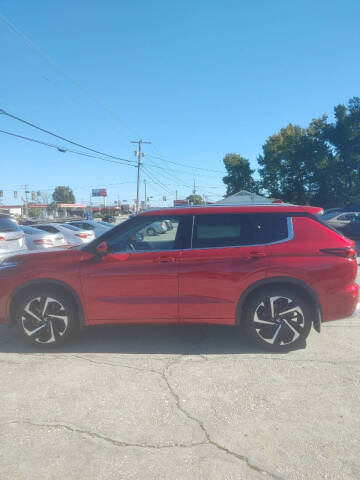 2023 Mitsubishi Outlander SEL