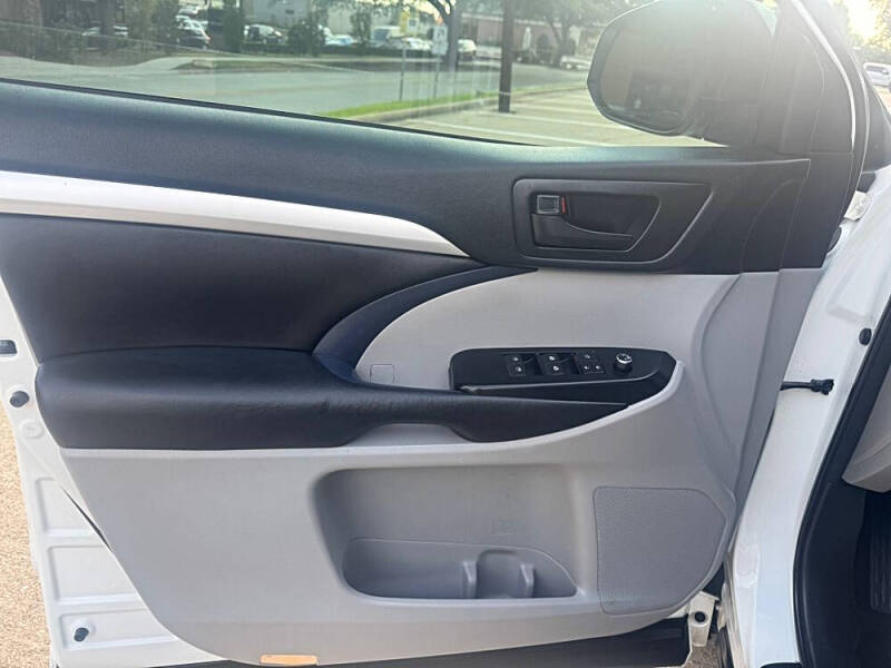 2018 Toyota Highlander LE Plus