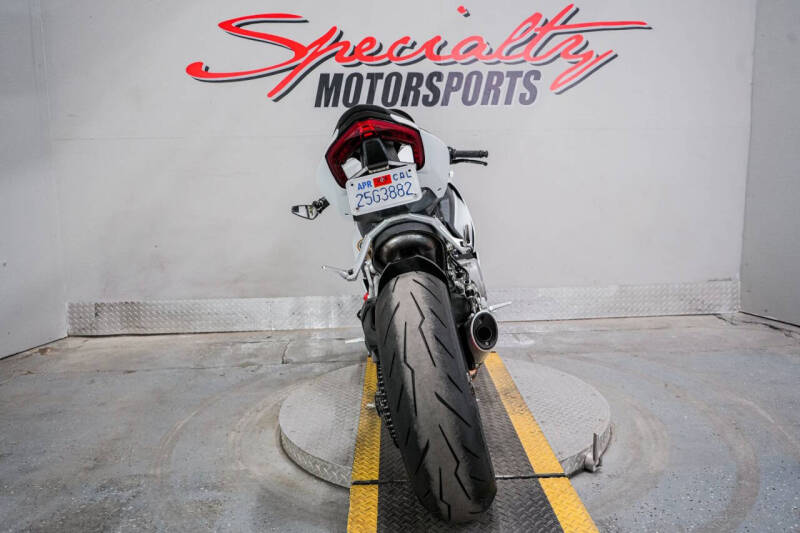 2021 Ducati Panigale V2