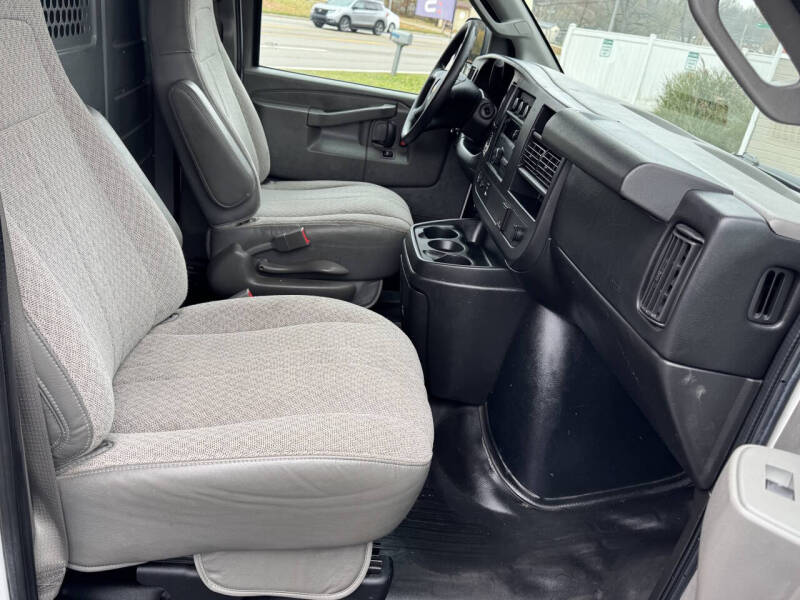 2016 Chevrolet Express 2500