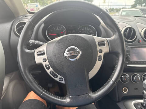 2012 Nissan Rogue SV w/SL Package