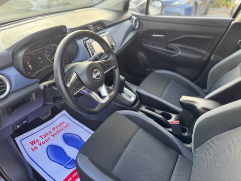 2023 Nissan Versa SV