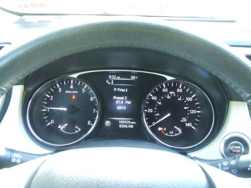 2016 Nissan Rogue SL