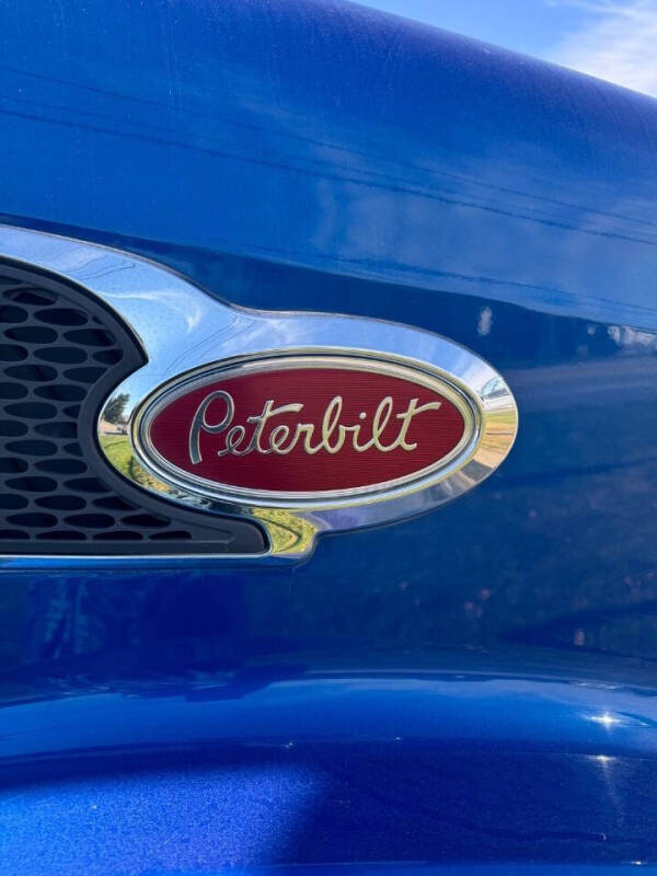 2019 Peterbilt 579