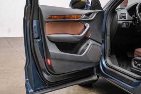 2017 Audi Q3 2.0T quattro Premium Plus