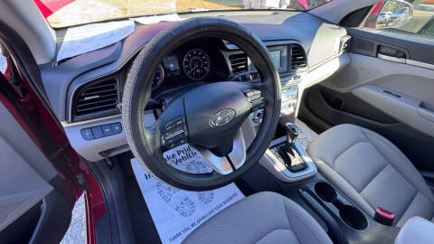 2020 Hyundai Elantra SE