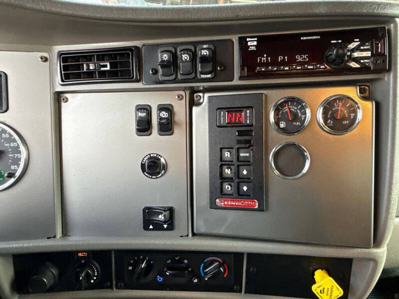 2017 Kenworth T270