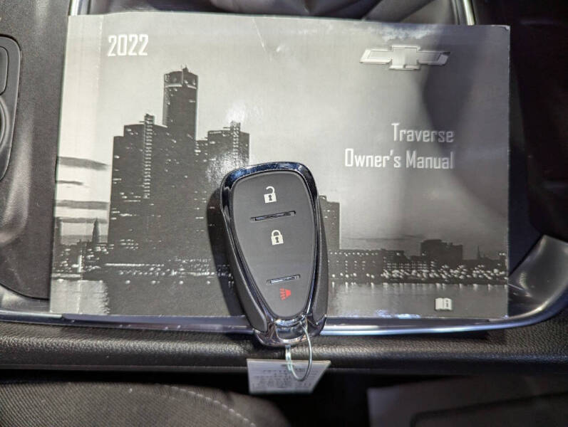 2022 Chevrolet Traverse LT