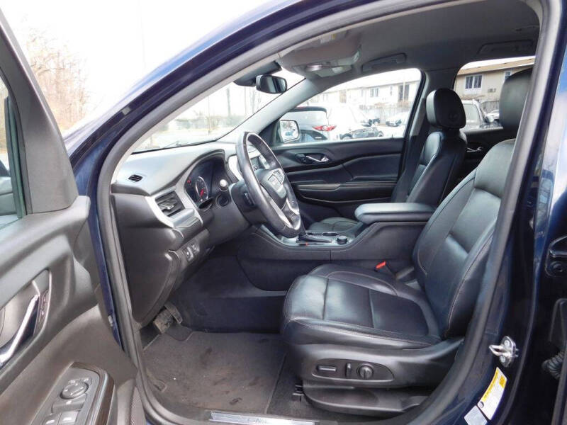 2017 GMC Acadia SLT-1