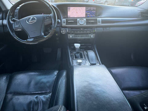 2013 Lexus LS 460