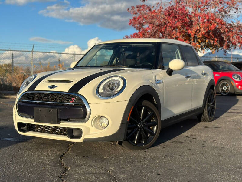 2018 MINI Hardtop 4 Door for sale at UTAH AUTO EXCHANGE INC in Midvale UT