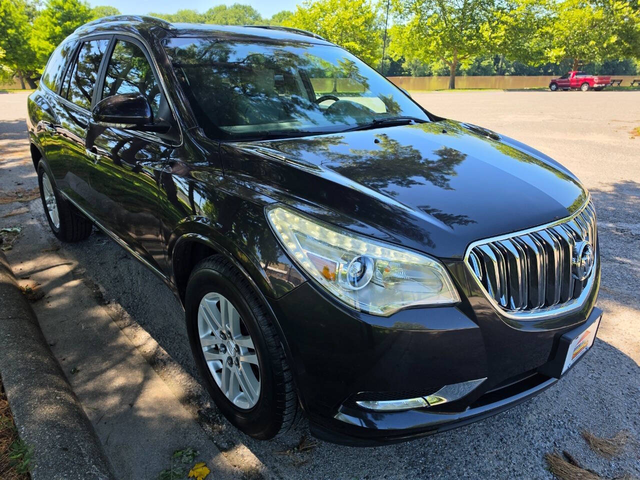 Gray 2015 Buick Enclave Convenience FWD SUV / Crossover Front-Wheel Drive 6-Speed Automatic